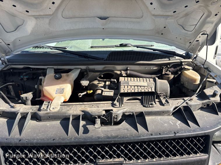 image for item OB9621 2017 Chevrolet Express 2500 van