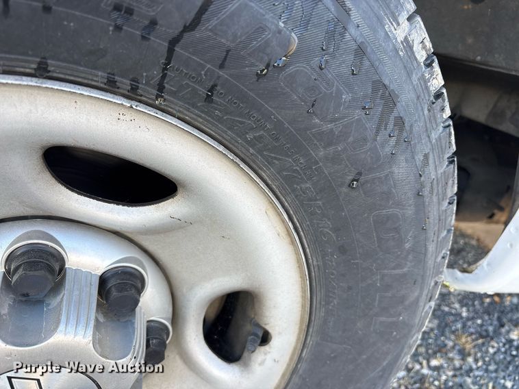 image for item OB9621 2017 Chevrolet Express 2500 van