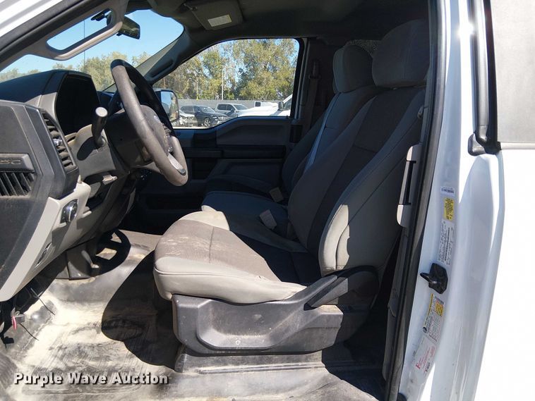 image for item YA1224 2020 Ford  F150 SuperCab pickup truck