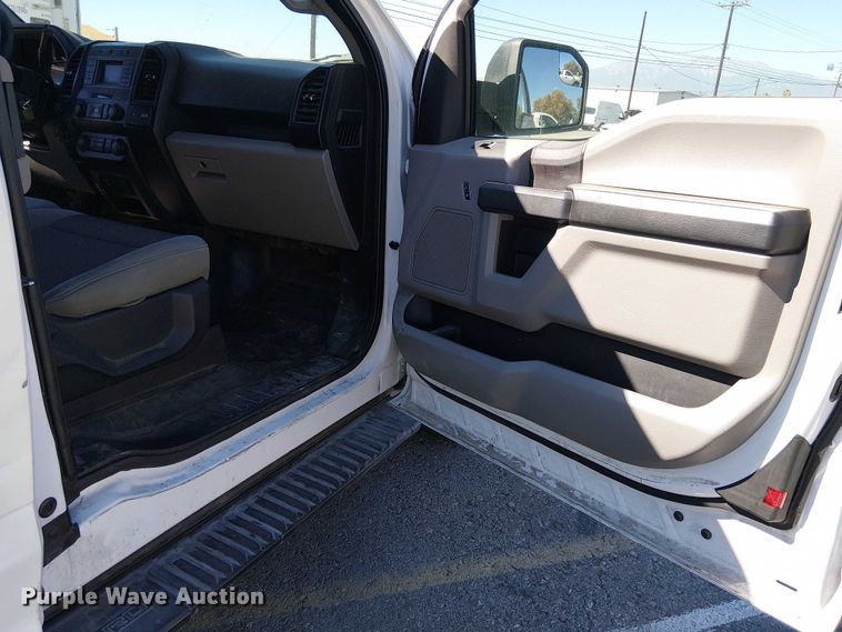 image for item YA1224 2020 Ford  F150 SuperCab pickup truck