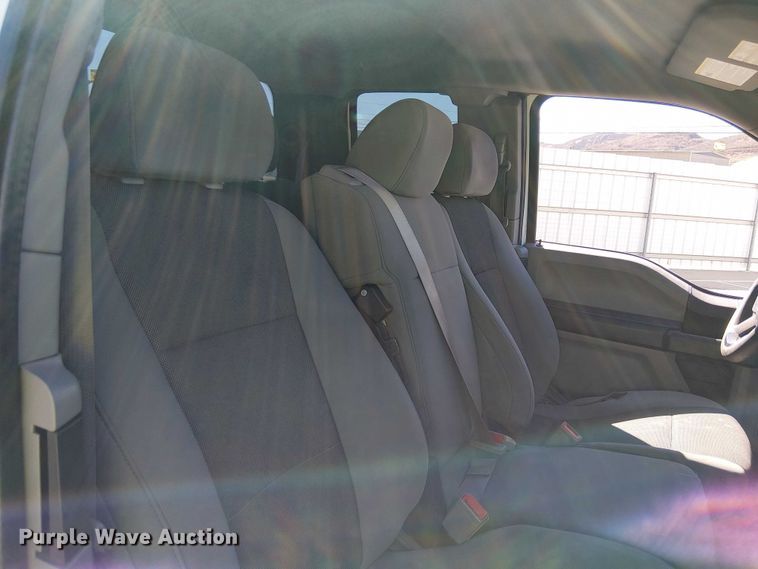 image for item YA1224 2020 Ford  F150 SuperCab pickup truck