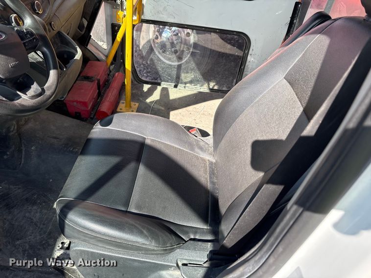 image for item YA1264 2021 Ford Transit delivery van