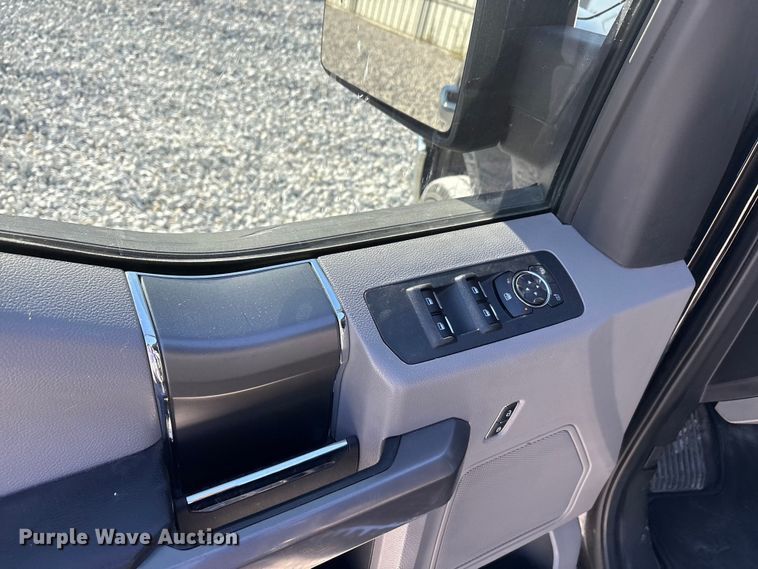 image for item YA1409 2020 Ford F150 SuperCrew pickup truck