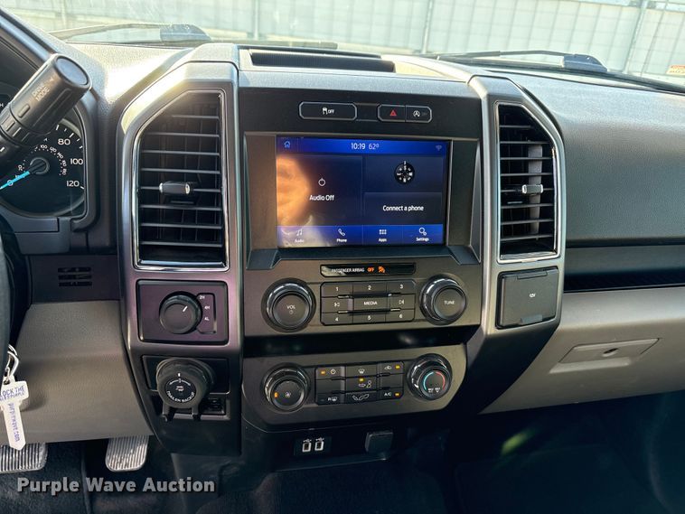 image for item YA1409 2020 Ford F150 SuperCrew pickup truck