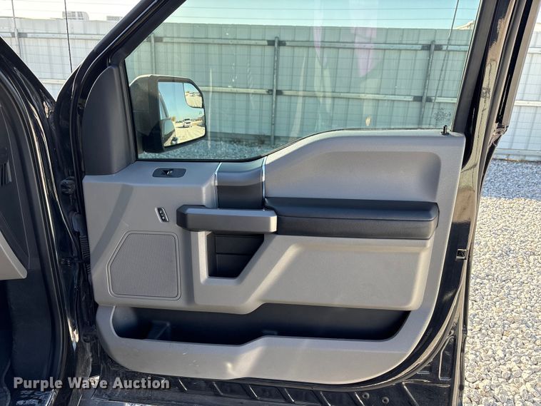 image for item YA1409 2020 Ford F150 SuperCrew pickup truck