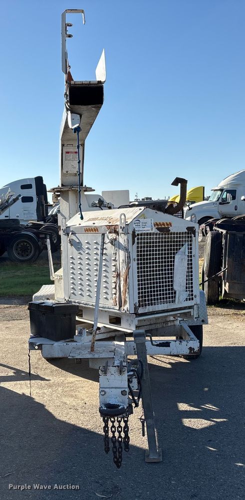 image for item YA1420 2014 Brush Bandit 200UC wood chipper