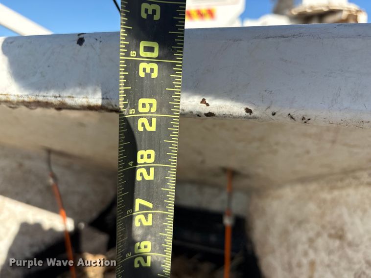 image for item YA1420 2014 Brush Bandit 200UC wood chipper