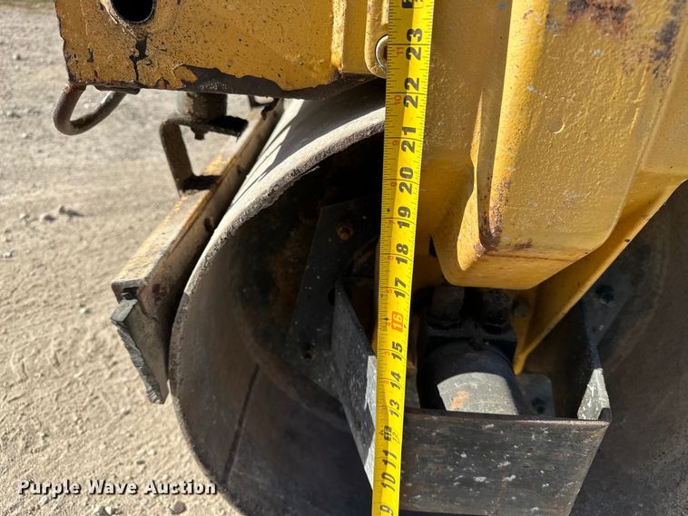 image for item DF8645 1990 Wacker RD880 double drum vibratory roller