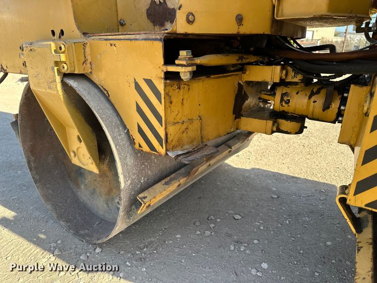 image for item DF8645 1990 Wacker RD880 double drum vibratory roller