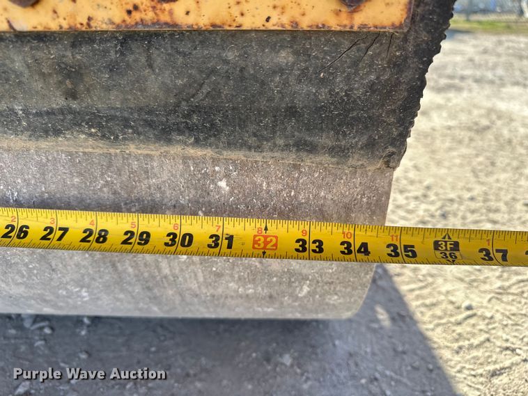 image for item DF8645 1990 Wacker RD880 double drum vibratory roller