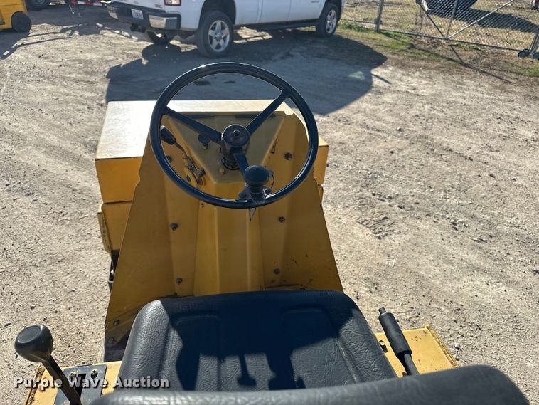 image for item DF8645 1990 Wacker RD880 double drum vibratory roller