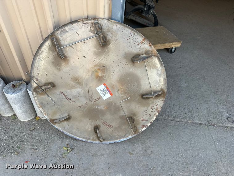 image for item DF8647 Allen Engineering Razorback Walker power trowel