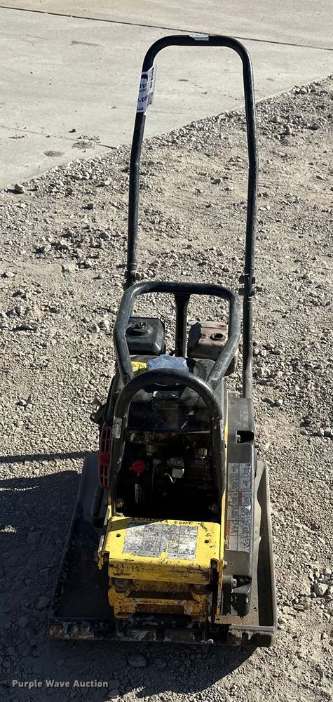 image for item DF8648 2011 Bomag BVP 18/45 plate compactor