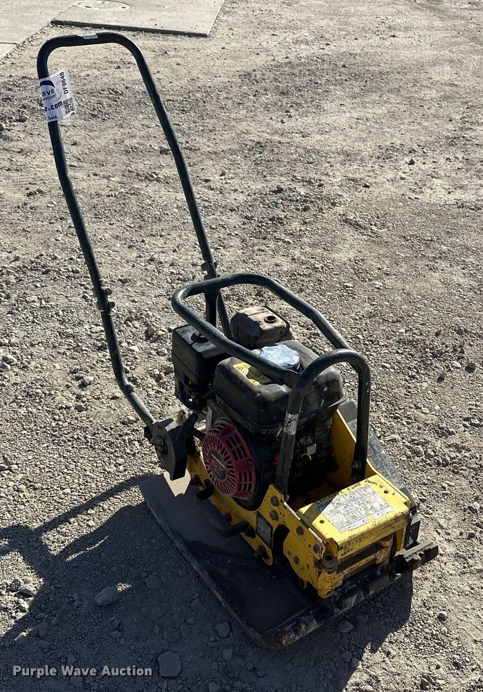 image for item DF8648 2011 Bomag BVP 18/45 plate compactor