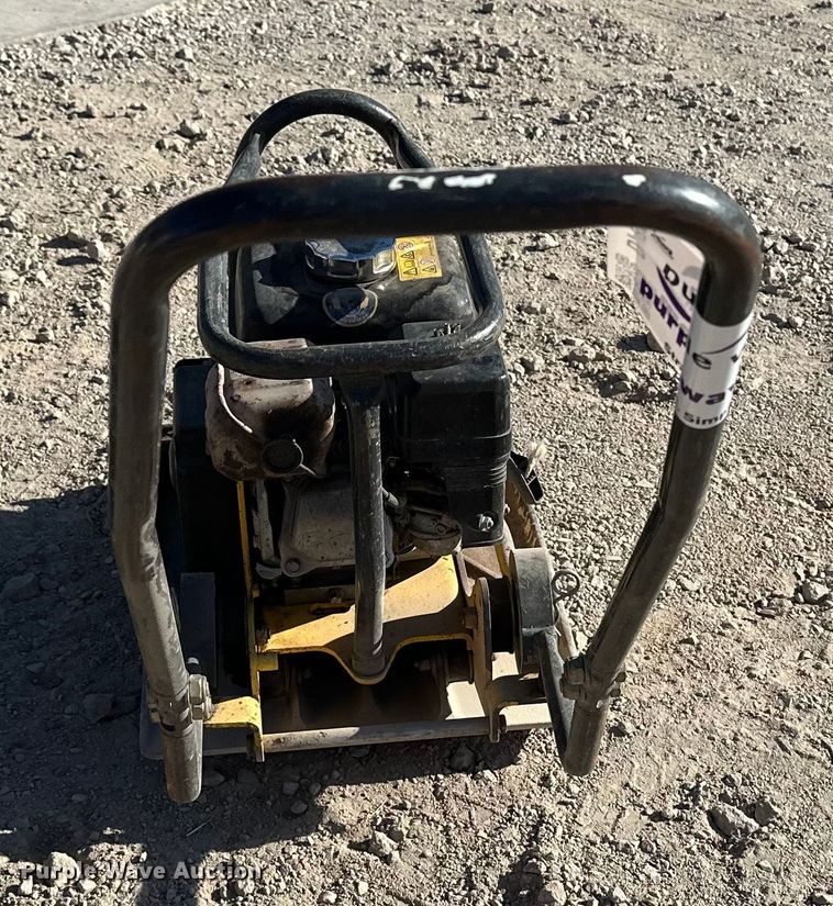 image for item DF8648 2011 Bomag BVP 18/45 plate compactor