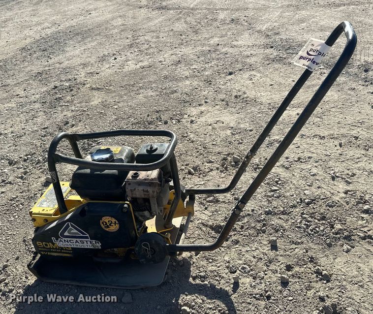 image for item DF8648 2011 Bomag BVP 18/45 plate compactor