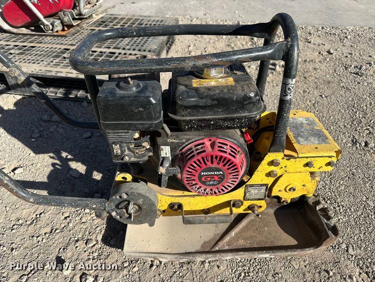image for item DF8648 2011 Bomag BVP 18/45 plate compactor