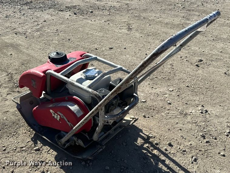 image for item DF8649 Stone SFP3000 plate compactor