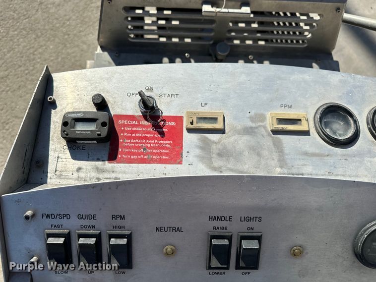 image for item DF8650 Soff-Cut G-2000 concrete saw