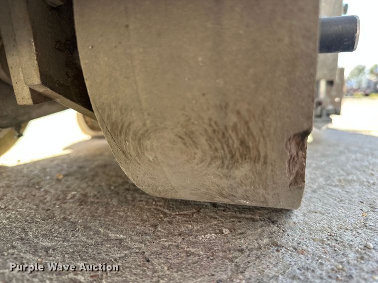 image for item DF8650 Soff-Cut G-2000 concrete saw