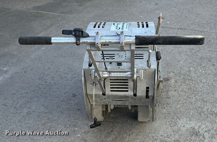 image for item DF8652 Soff-Cut GS400 concrete saw