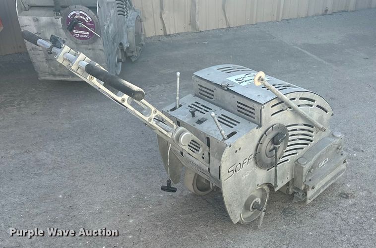 image for item DF8652 Soff-Cut GS400 concrete saw