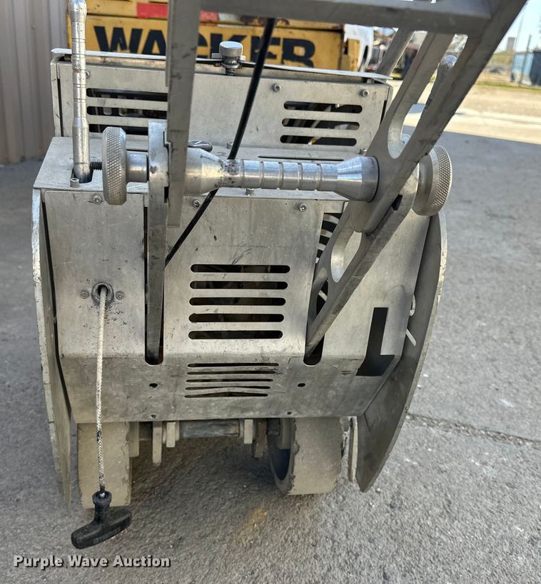 image for item DF8652 Soff-Cut GS400 concrete saw