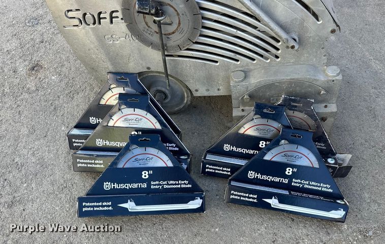 image for item DF8652 Soff-Cut GS400 concrete saw