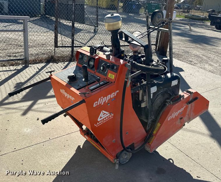 image for item DF8653 Clipper C-35B concrete saw