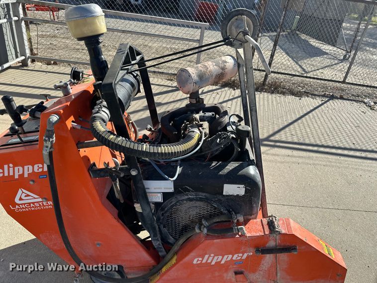 image for item DF8653 Clipper C-35B concrete saw