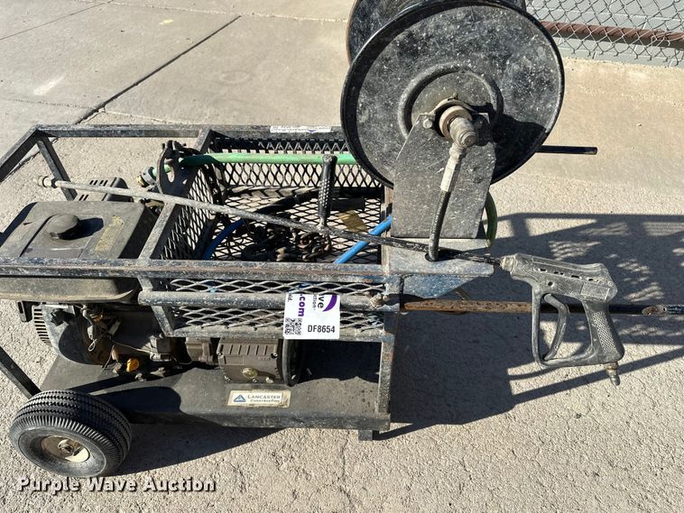 image for item DF8654 Pressure washer