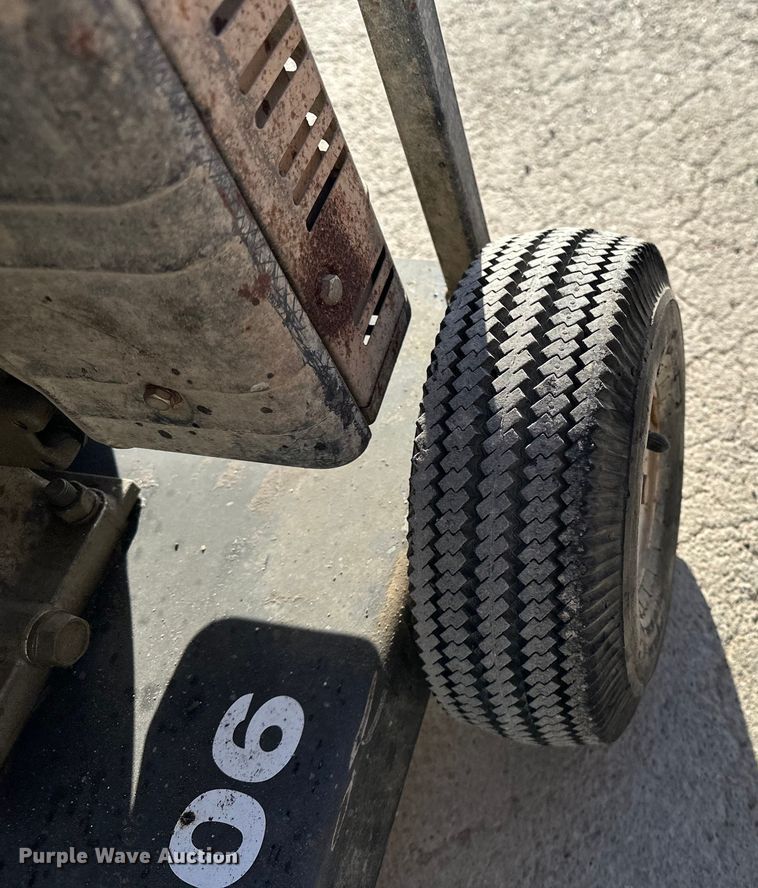 image for item DF8654 Pressure washer