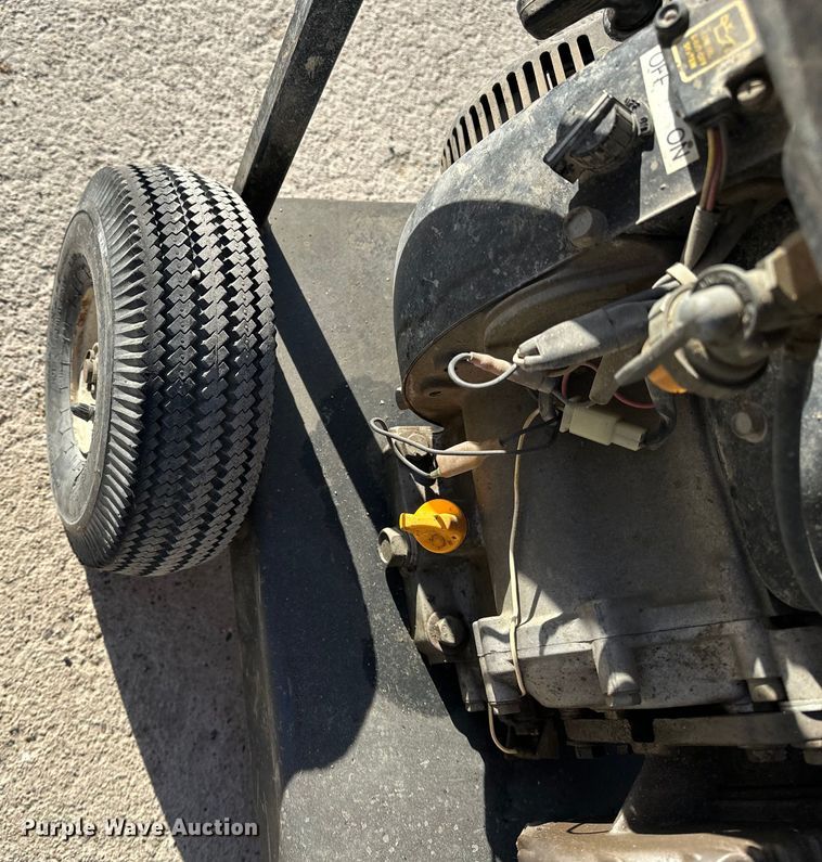 image for item DF8654 Pressure washer