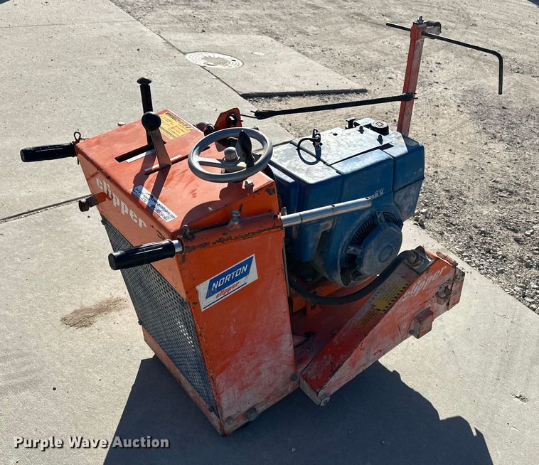 image for item DF8655 Clipper C-142 concrete saw