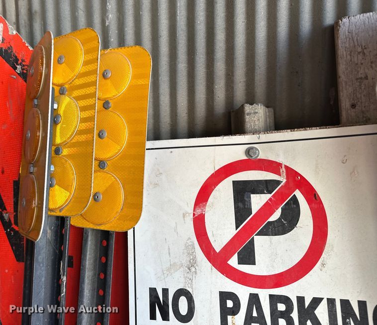 image for item DF8659 Road safety equipment