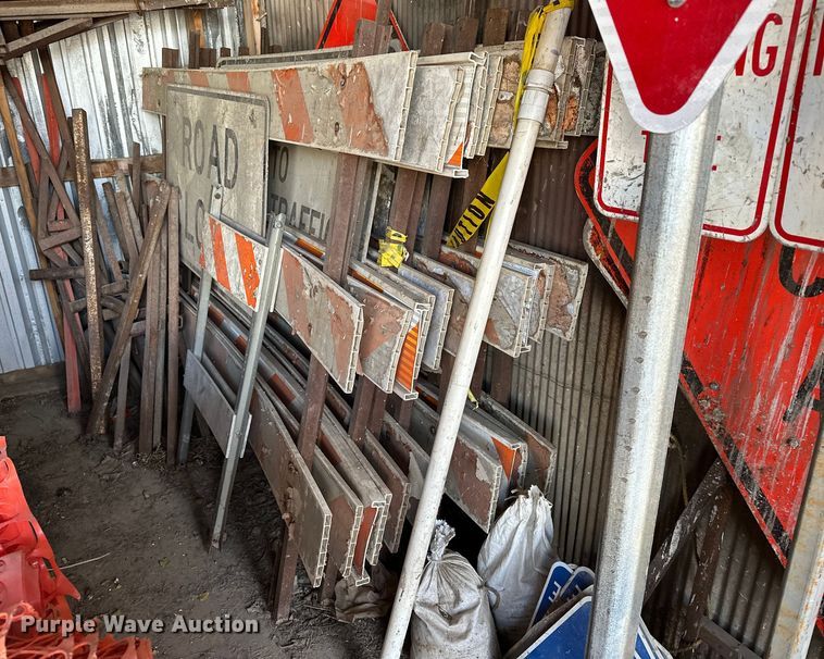 image for item DF8659 Road safety equipment