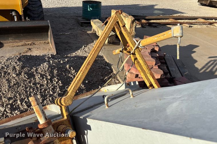 image for item DF8661 Concrete slip forms and stakes