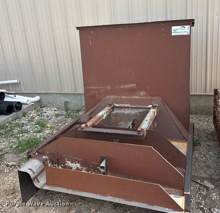 image for item DF8661 Concrete slip forms and stakes