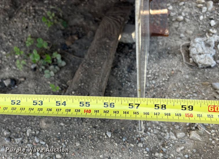 image for item DF8661 Concrete slip forms and stakes