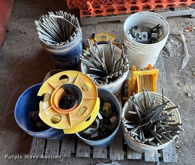 image for item DF8661 Concrete slip forms and stakes