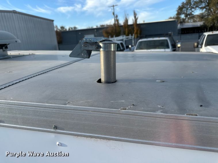 image for item DF8662 2012 Arising Industries Inc. 58SSRW enclosed cargo trailer with Mecc Alte generator