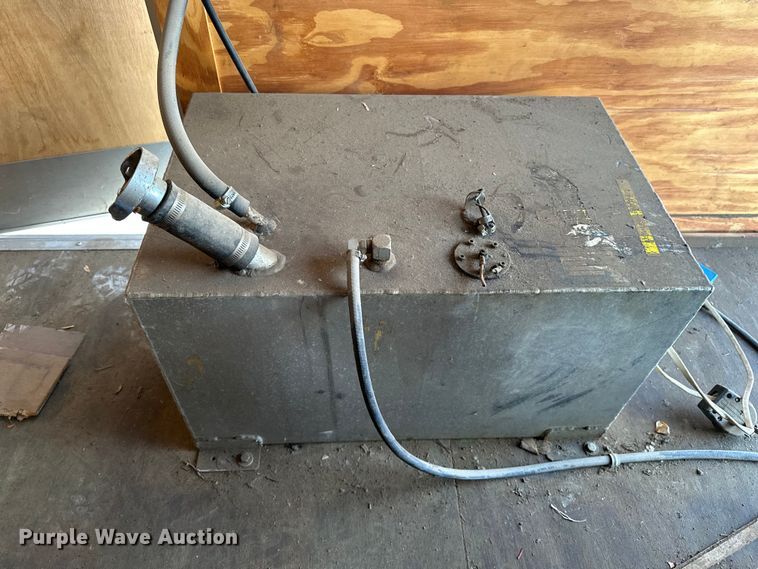 image for item DF8662 2012 Arising Industries Inc. 58SSRW enclosed cargo trailer with Mecc Alte generator