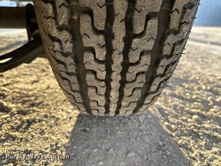 image for item DF8662 2012 Arising Industries Inc. 58SSRW enclosed cargo trailer with Mecc Alte generator