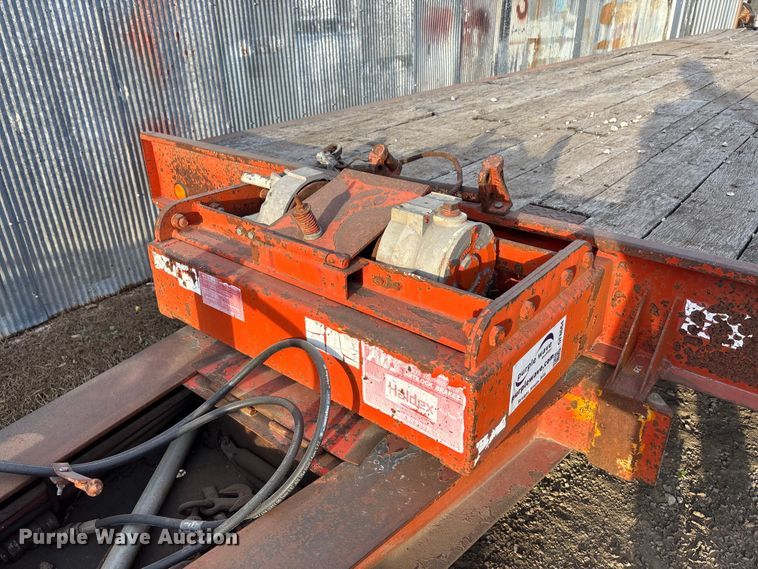 image for item DF8664 2004 Trail EZE 40T tilt deck equipment trailer