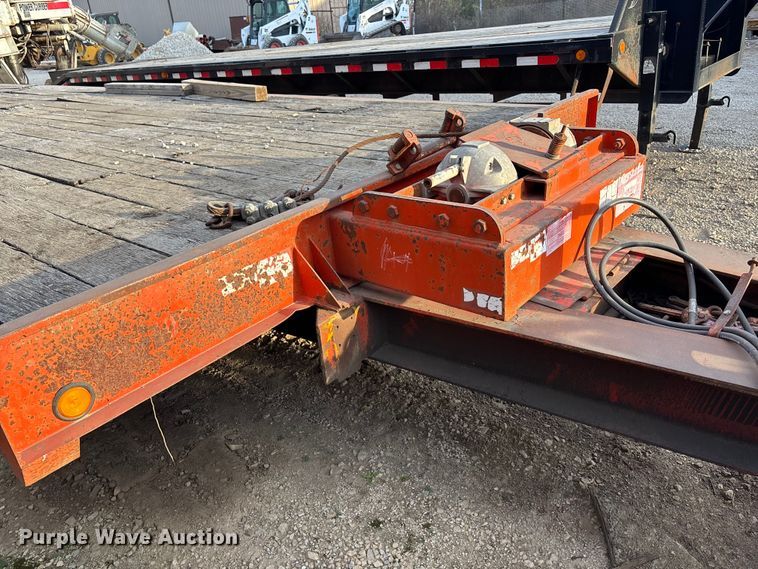 image for item DF8664 2004 Trail EZE 40T tilt deck equipment trailer
