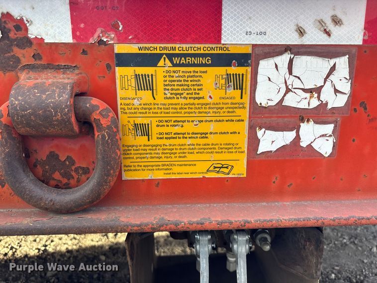 image for item DF8664 2004 Trail EZE 40T tilt deck equipment trailer