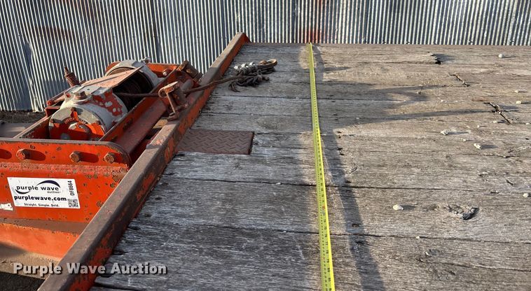 image for item DF8664 2004 Trail EZE 40T tilt deck equipment trailer