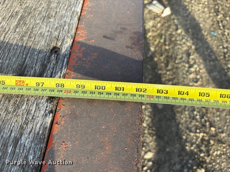 image for item DF8664 2004 Trail EZE 40T tilt deck equipment trailer