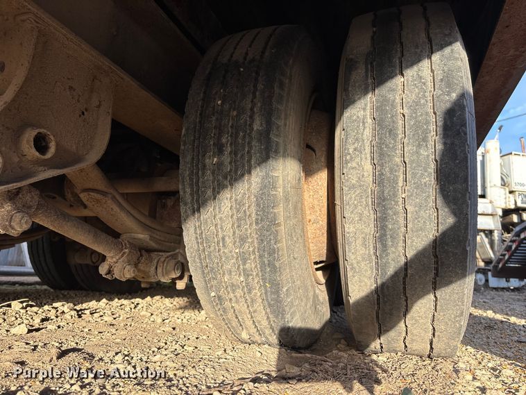 image for item DF8664 2004 Trail EZE 40T tilt deck equipment trailer