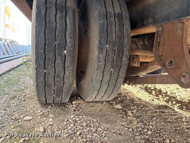 image for item DF8664 2004 Trail EZE 40T tilt deck equipment trailer